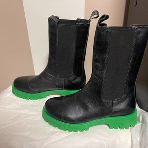 Steve Madden Hesitant Boot, Women, Size 10 BNWOT